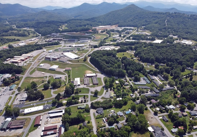 bird's eye view with a mountain view