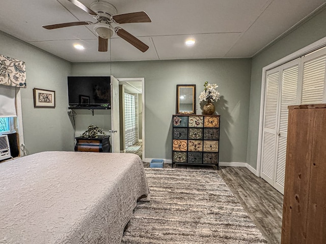 390 Pinebark Ln, Murphy, NC 28906 - bedroom featuring wood finished floors, recessed lighting, a closet, baseboards, and ceiling fan