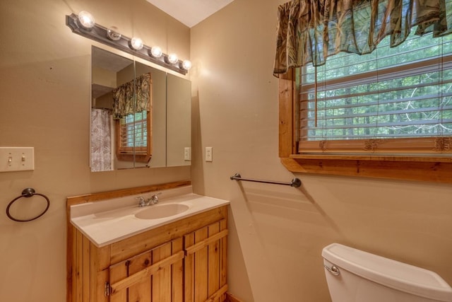 119 Blair Oaks Dr, Blairsville, GA 30512 - full bath featuring vanity and curtained shower