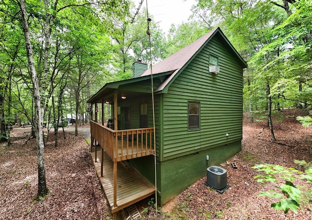 119 Blair Oaks Dr, Blairsville, GA 30512 - view of side of home with a chimney and a wooden deck