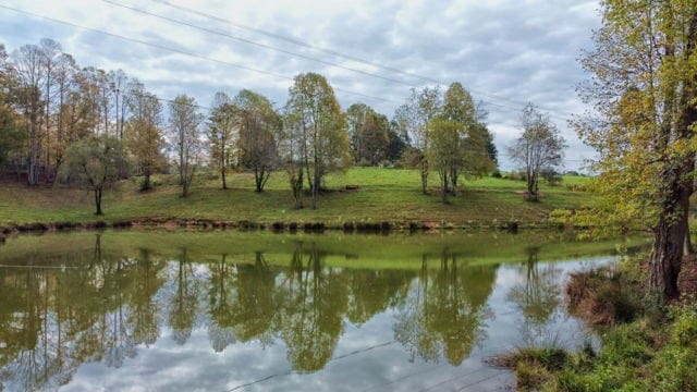 view of water feature