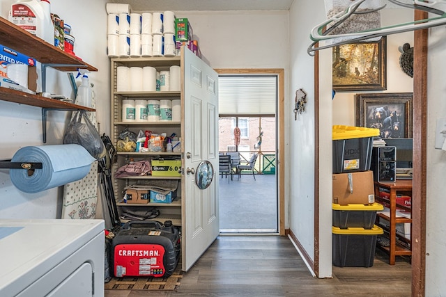 storage area featuring washer / clothes dryer