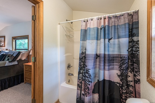40 White Cloud Dr, Murphy, NC 28906 - ensuite bathroom featuring lofted ceiling, shower / tub combo, and a textured wall