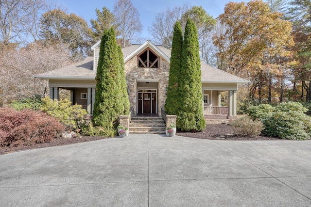 view of front facade featuring a porch