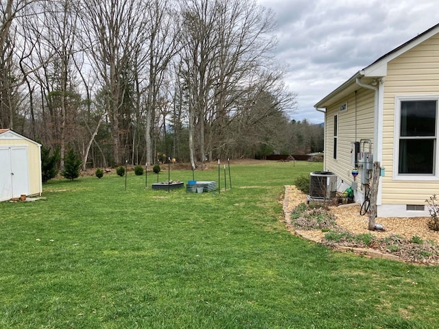 24 Pauls Ct, Blairsville, GA 30512 - view of yard with a storage shed, central AC unit, and an outdoor structure
