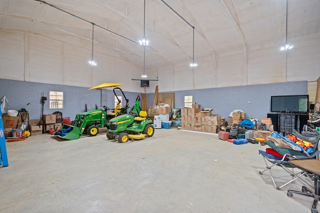 2092 Pleasant Grove Rd, Blairsville, GA 30512 - garage featuring a garage door opener