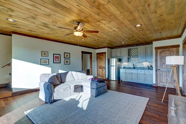 370 High Ridge Rd, Epworth, GA 30513 - living area featuring ceiling fan, recessed lighting, ornamental molding, dark wood-style floors, and wooden ceiling