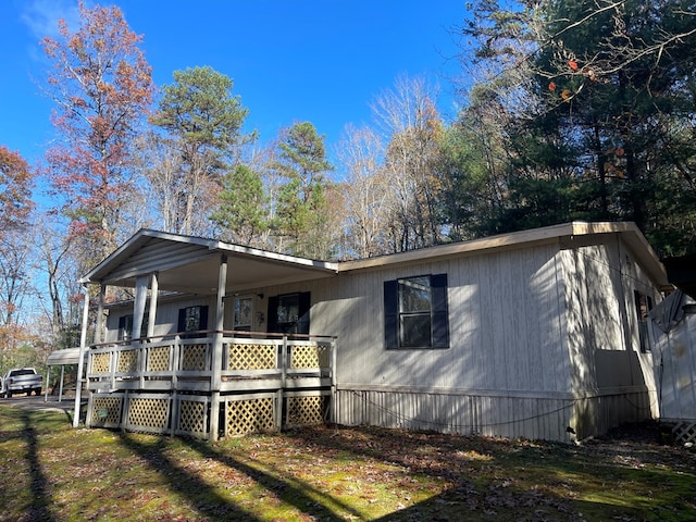 view of front of house with a porch