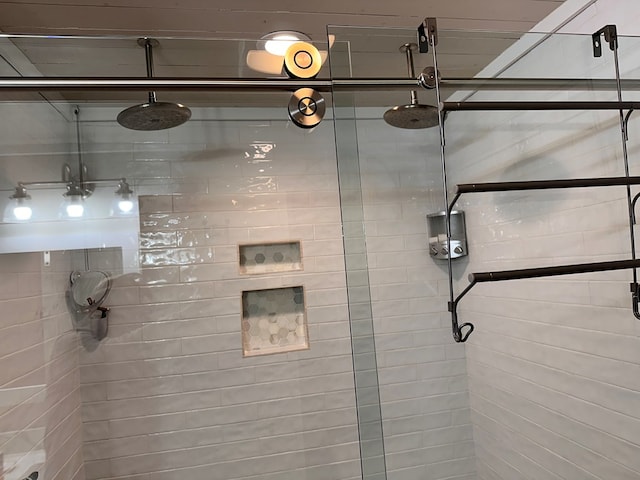 610 E Second St, Blue Ridge, GA 30513 - bathroom featuring a tile shower