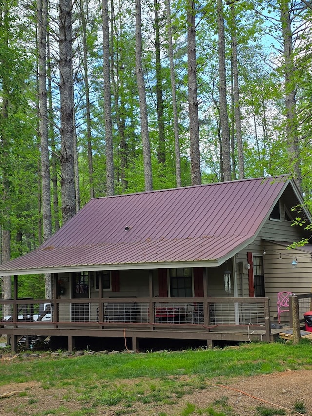 view of front of home with metal roof