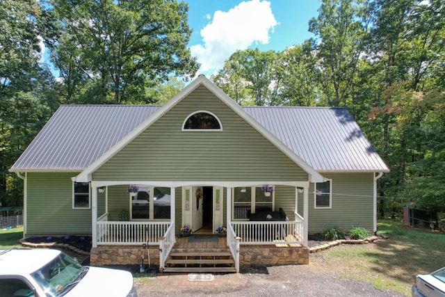 view of front of house with covered porch