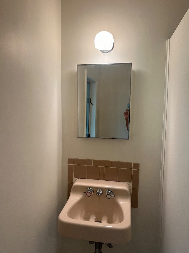 bathroom with sink