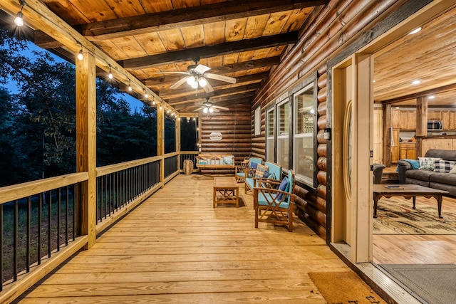 deck with ceiling fan