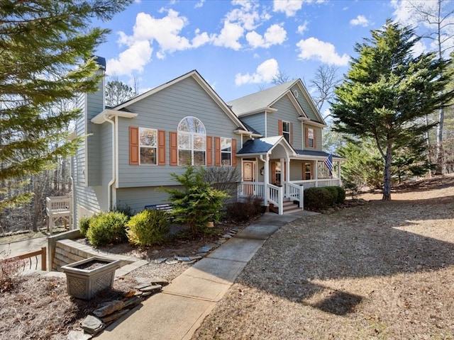 view of front of property featuring a porch