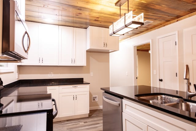 61 Morningside Ct, Ellijay, GA 30540 - kitchen with stainless steel appliances, dark countertops, light wood finished floors, white cabinets, and wood ceiling