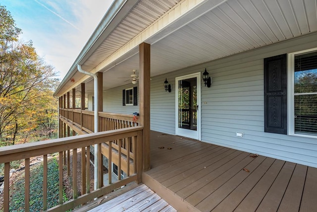 deck with ceiling fan