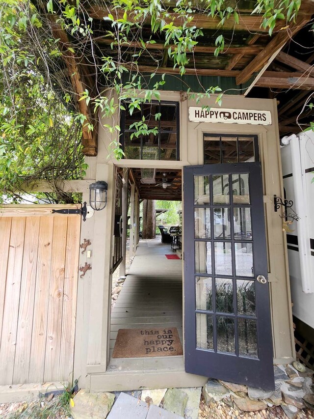 view of entrance to property