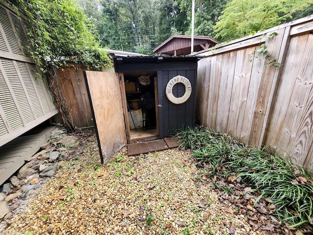 view of outbuilding