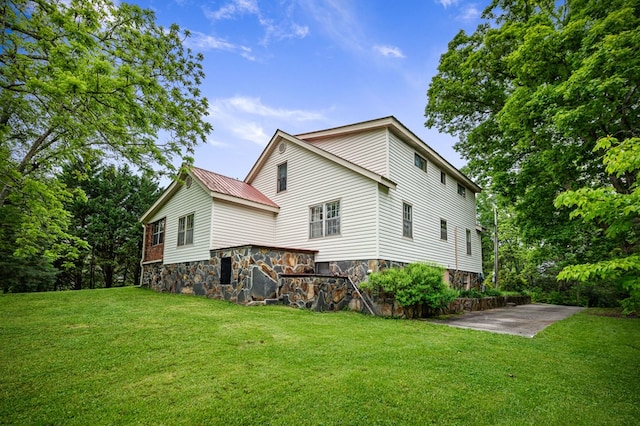 16 Hollow Springs Rd, Blue Ridge, GA 30513 - back of property featuring a patio area, a lawn, and stone siding