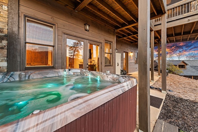 view of patio featuring a hot tub