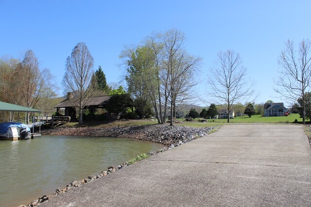 12 Bell Creek Cove Rd, Hiawassee, GA 30546