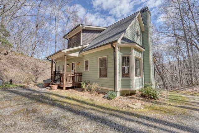 526 Garland Ridge Dr, Hayesville, NC 28904 - view of property exterior featuring a shingled roof