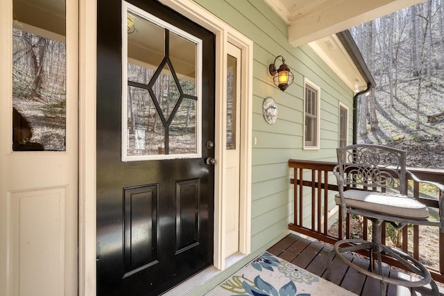 526 Garland Ridge Dr, Hayesville, NC 28904 - property entrance featuring a porch