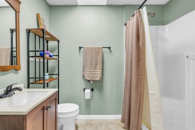 full bathroom with toilet, tile patterned flooring, vanity, a shower with curtain, and baseboards