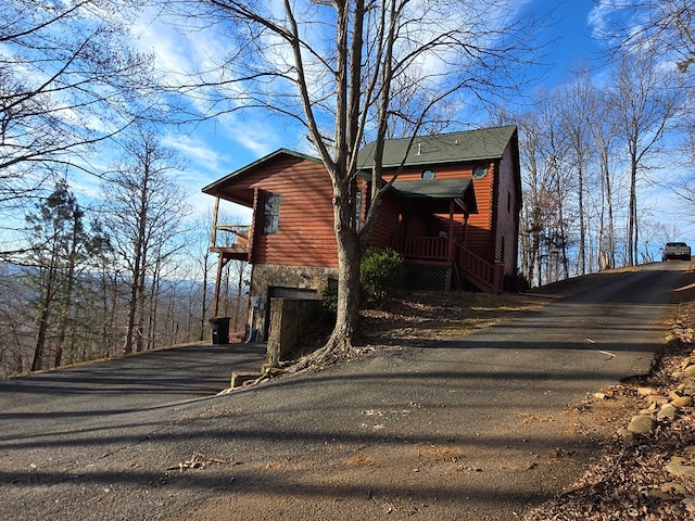 1102 Summit Way, Blairsville, GA 30512 - view of side of property featuring driveway and stone siding