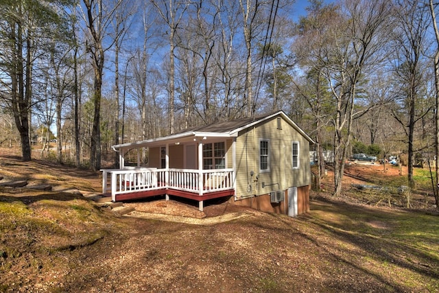 view of front of house featuring a deck