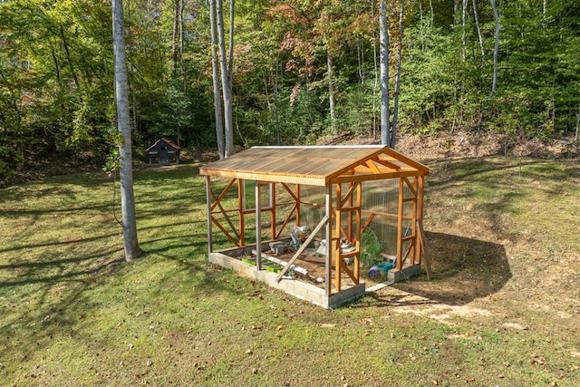 exterior space with an outbuilding