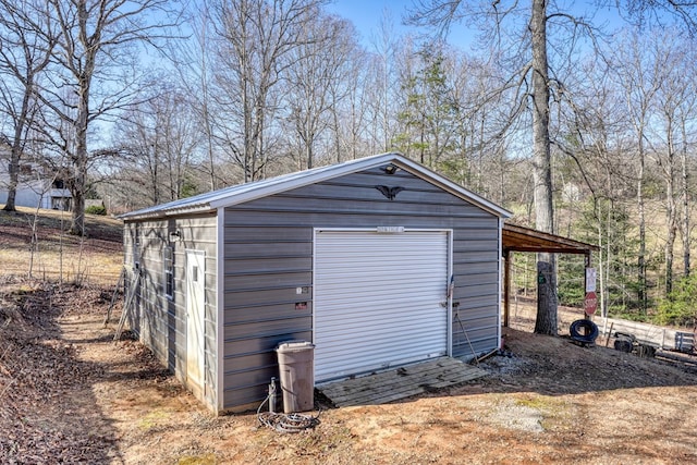 view of outdoor structure featuring a garage