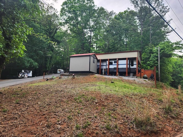 view of front facade with an outdoor structure