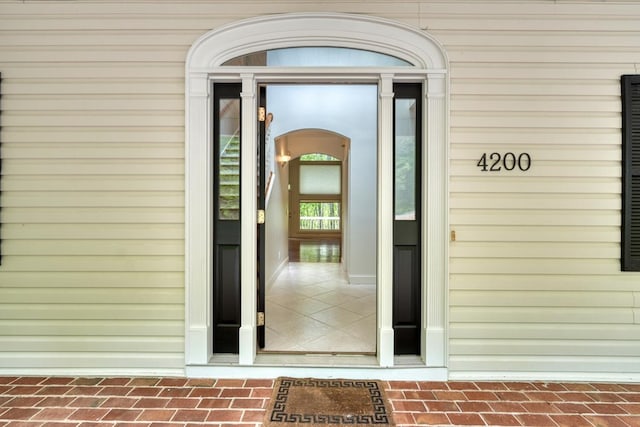 view of exterior entry