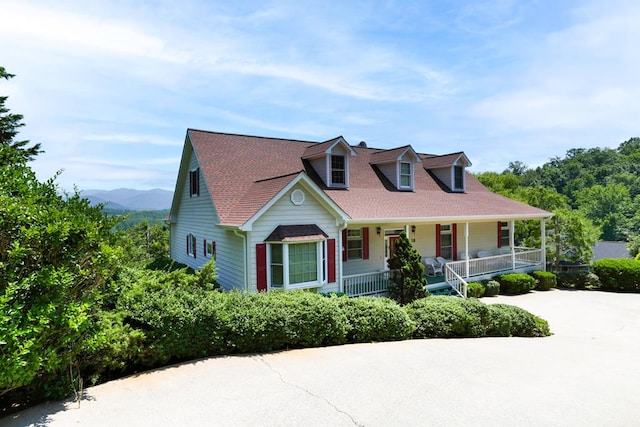 view of front of house with a porch