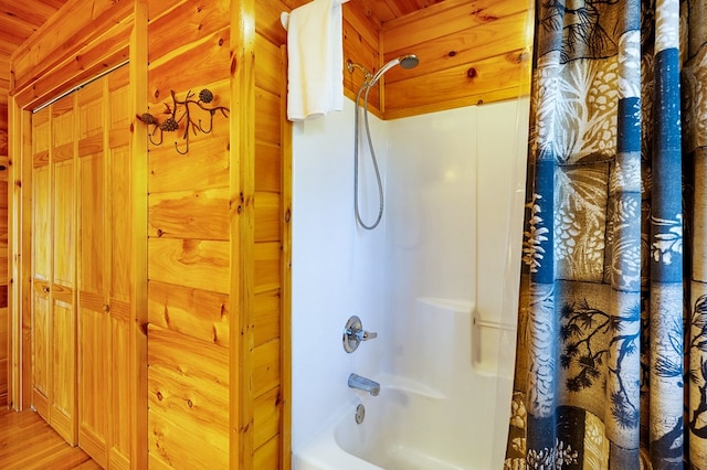 192 Oak Ridge Way, Morganton, GA 30560 - bathroom featuring shower / tub combo with curtain and wood finished floors