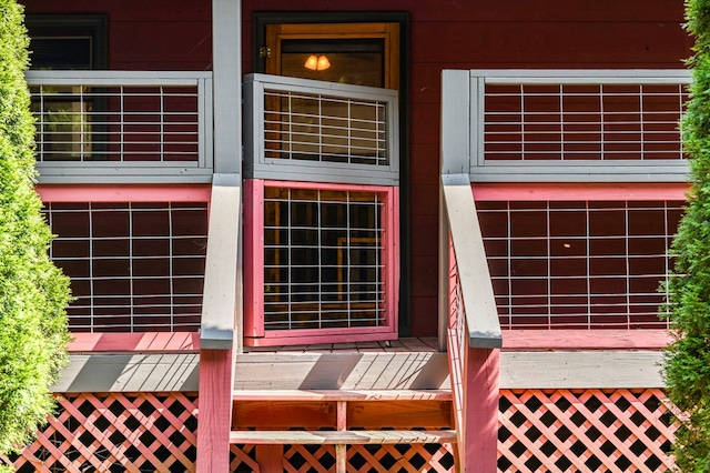 view of front facade