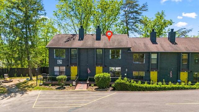 view of front of house