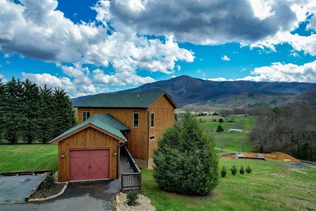 view of mountain feature