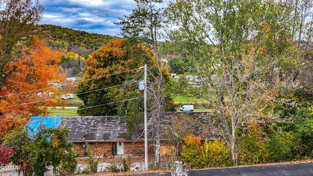 view of property exterior