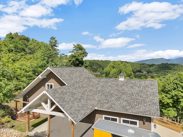 730 Deerfoot Dr, Gatlinburg, TN 37738 - view of front of home featuring roof with shingles and a mountain view