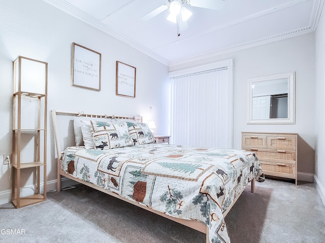 bedroom with ornamental molding, carpet floors, and ceiling fan