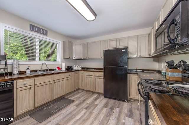 1249 Mccarter Hollow Rd, Sevierville, TN 37862 - photo 7