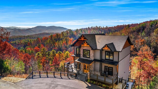 view of front of house with a mountain view