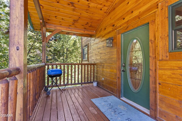 deck with covered porch