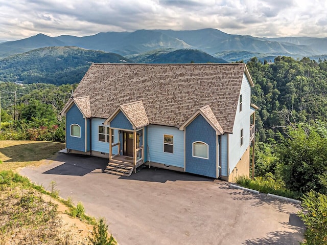 907 Village Loop Rd, Gatlinburg, TN 37738 - view of front of home with a mountain view