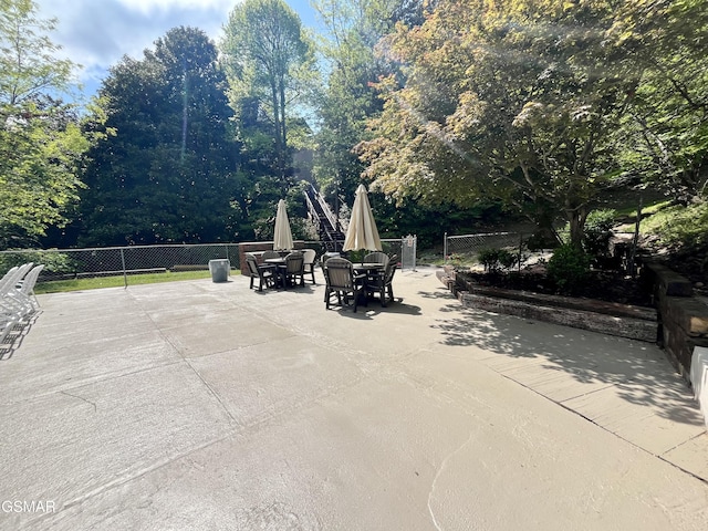 1081 Cove Rd Unit 612, Sevierville, TN 37876 - view of patio / terrace featuring outdoor dining space