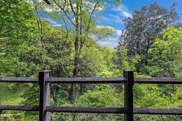 1081 Cove Rd Unit 612, Sevierville, TN 37876 - view of yard featuring a forest view