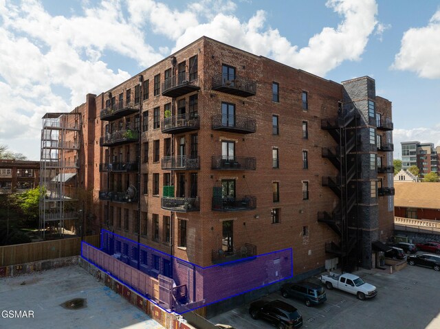 240 W Jackson Ave Apt B05, Knoxville, TN 37902 - photo 38
