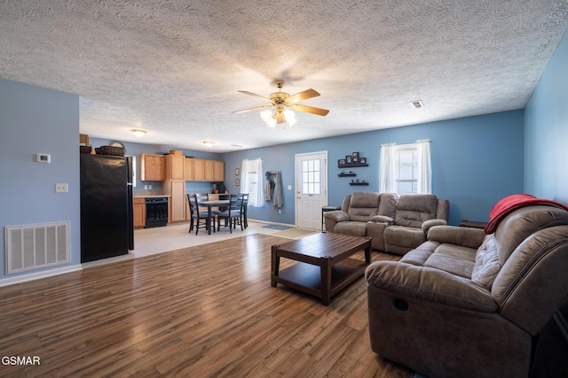 2514 Sportsmans Way, Sevierville, TN 37876 - photo 4